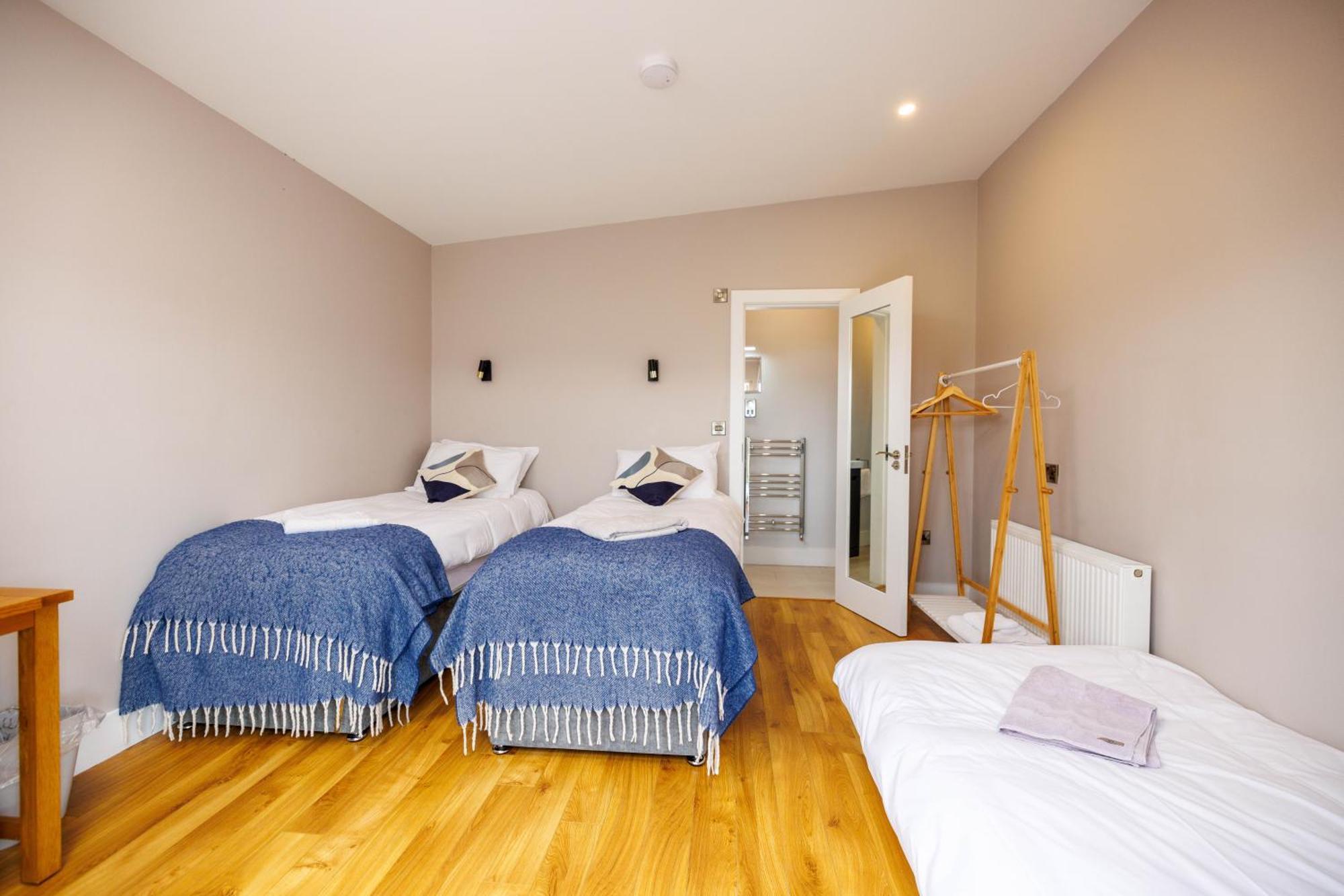 Stoneyford Luxurious Cabins Екстериор снимка