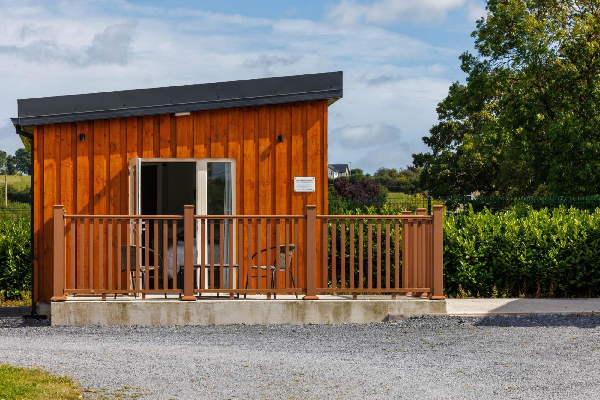 Stoneyford Luxurious Cabins Екстериор снимка